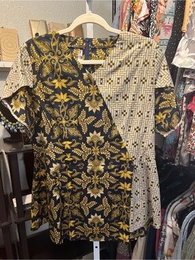 Keris Fashion Two-Tone Black and Gold